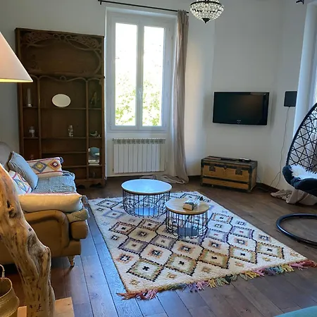 Au Coeur De De Charme Dans Un écrin De Verdure Appartamento *