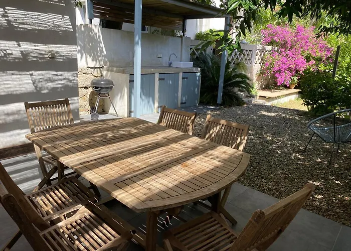 Apartmán Au Coeur De De Charme Dans Un Ecrin De Verdure *