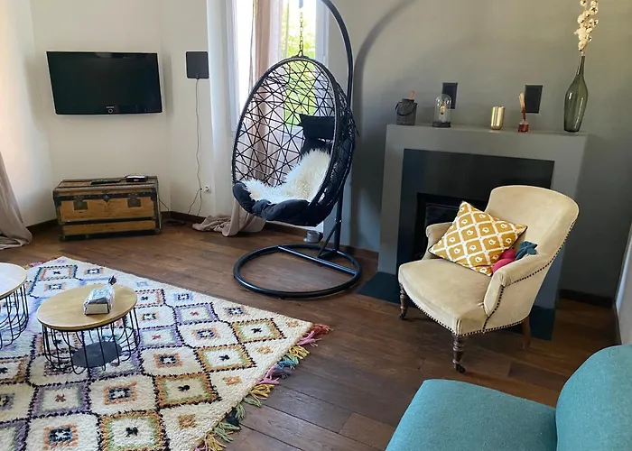 Au Coeur De De Charme Dans Un Ecrin De Verdure Apartmán Sartène